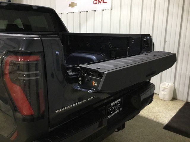 2026 GMC Sierra EV Elevation - Photo 17