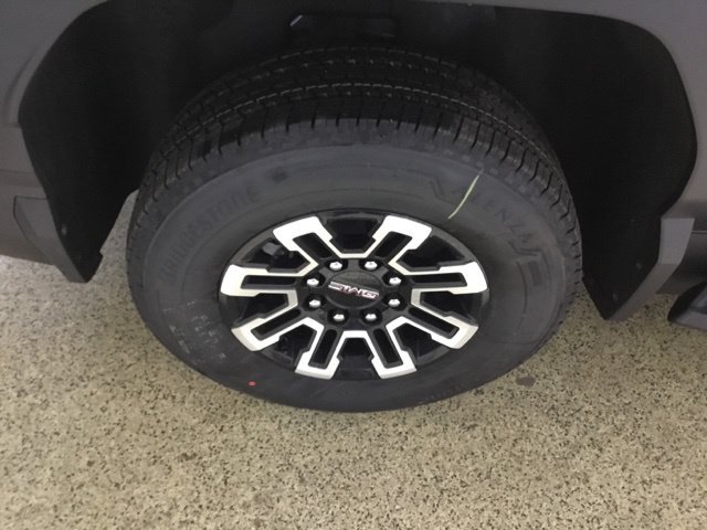 2026 GMC Sierra EV Elevation - Photo 24