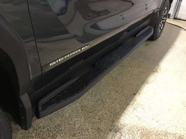 2026 GMC Sierra EV Elevation - Photo 10