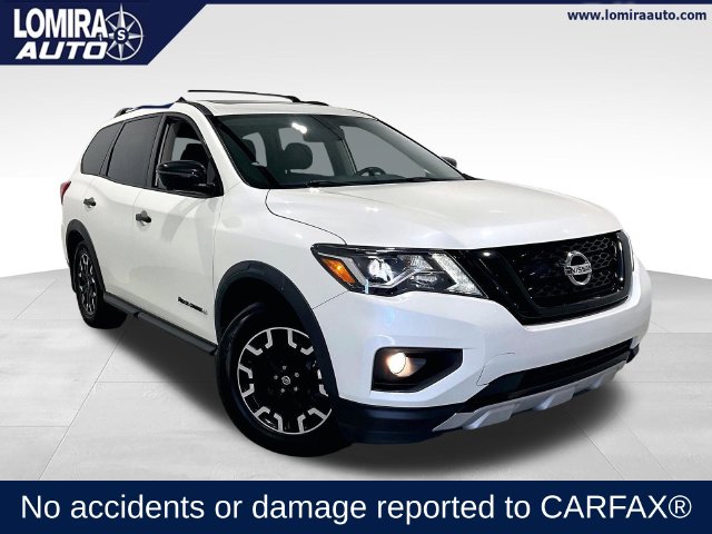 2020 Nissan Pathfinder SL