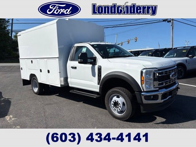 2026 Ford F-450 Super Duty Chassis Cab