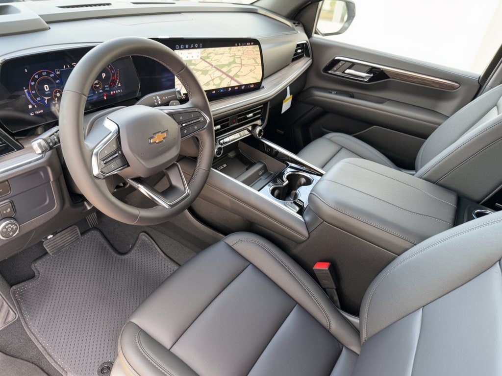 New 2026 Chevrolet Suburban LT SUV
