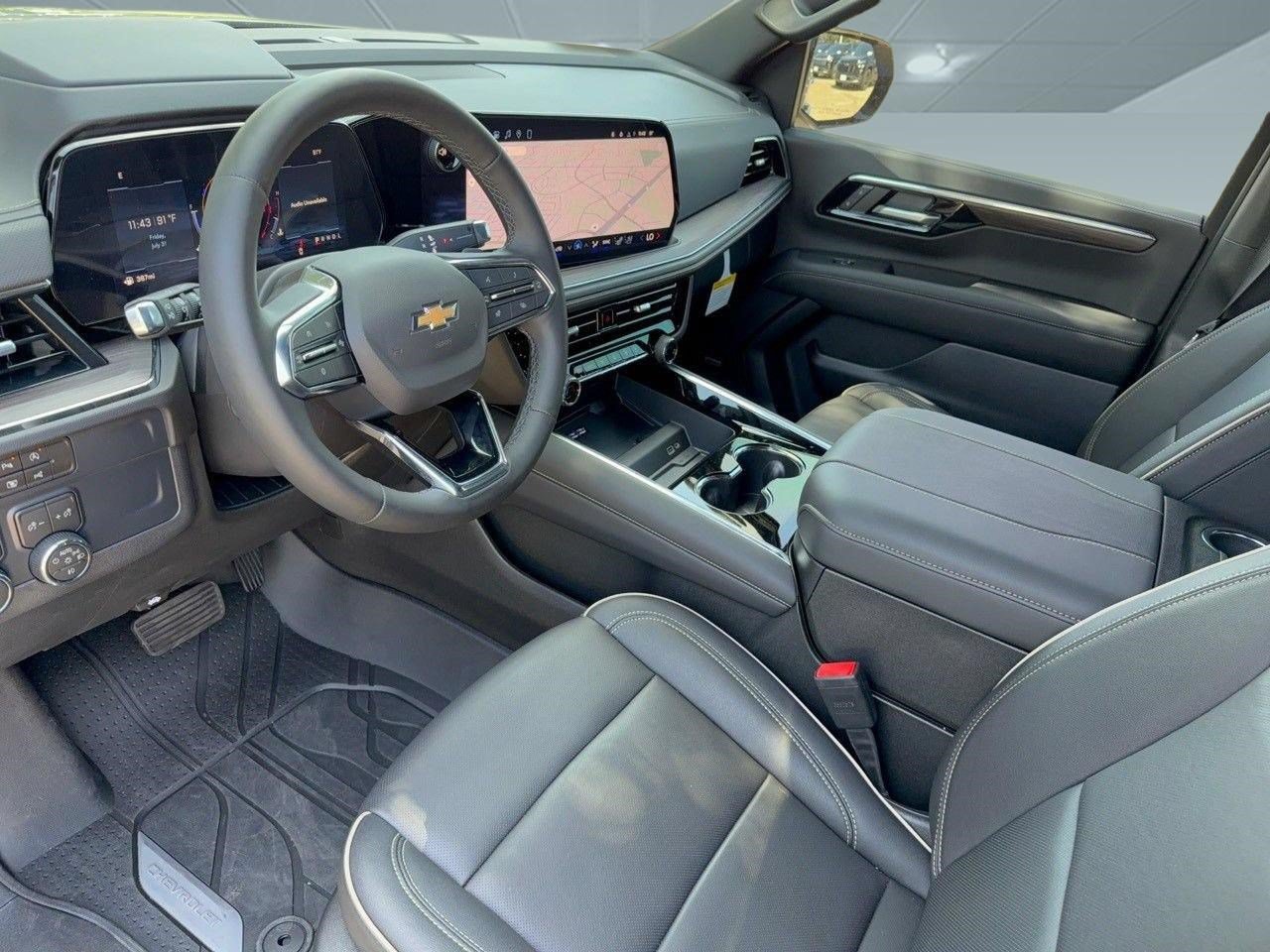2026 Chevrolet Suburban Premier - Photo 4