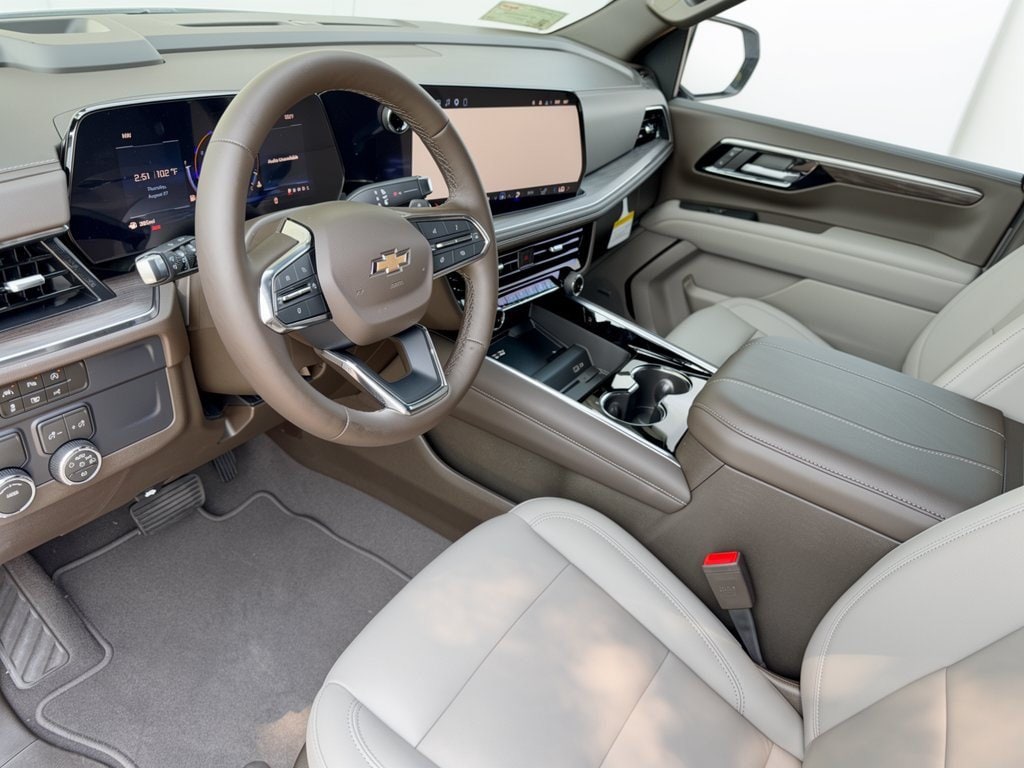 New 2026 Chevrolet Suburban LT SUV