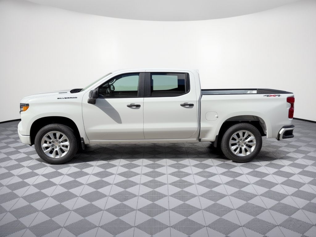 New 2026 Chevrolet Silverado 1500 Custom Truck