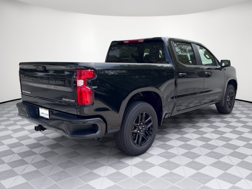 2026 Chevrolet Silverado 1500 Custom - Photo 9