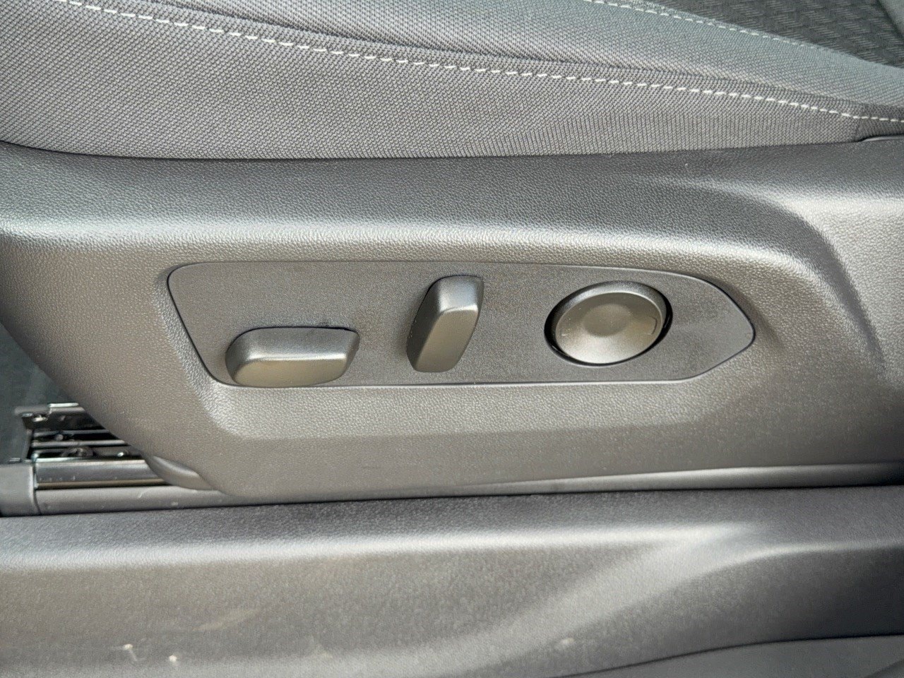 2026 Chevrolet Silverado 1500 Custom - Photo 16