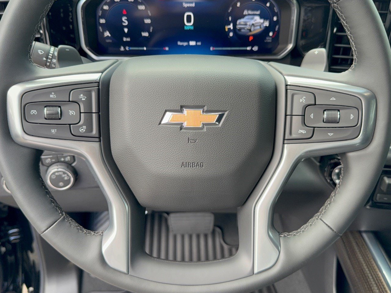 2026 Chevrolet Silverado 1500 LT - Photo 10