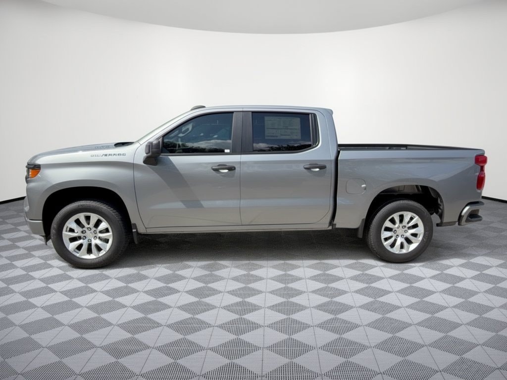 New 2026 Chevrolet Silverado 1500 Custom Truck
