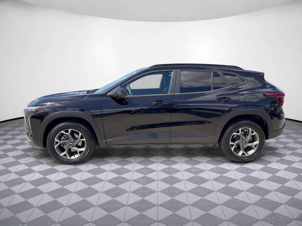 Used 2024 Chevrolet Trax LT SUV