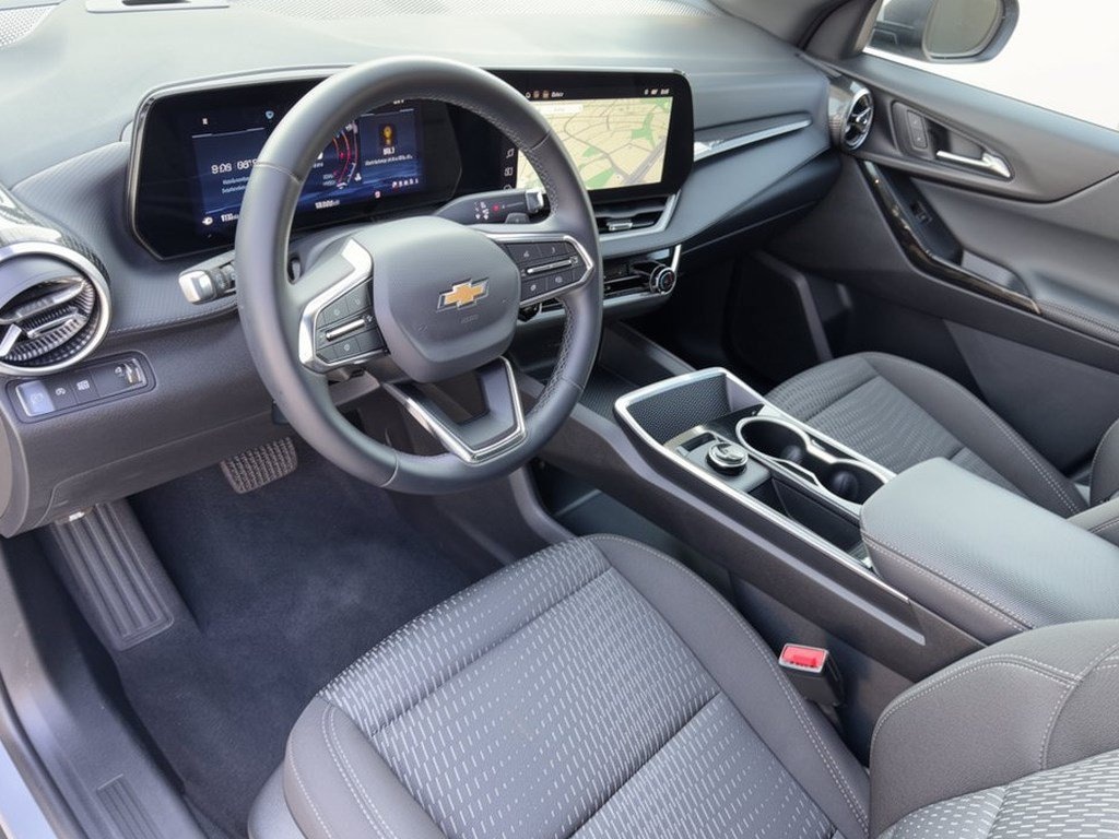 Used 2026 Chevrolet Equinox LT SUV