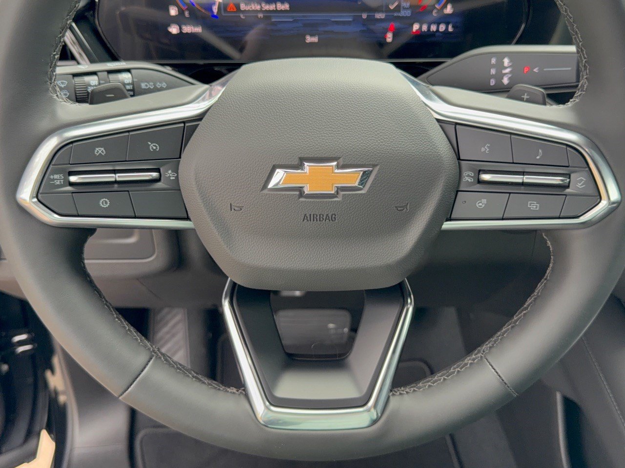 2027 Chevrolet Suburban LT - Photo 10