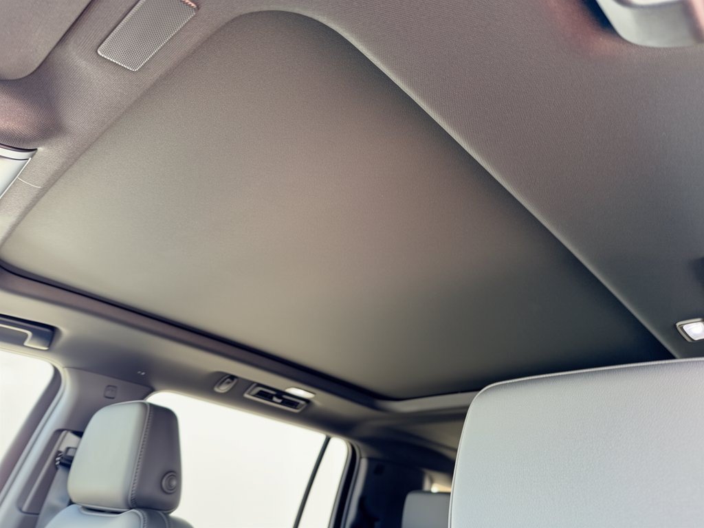 2026 Chevrolet Suburban LT - Photo 27