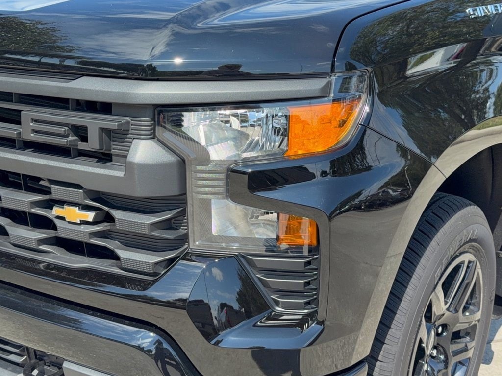 2026 Chevrolet Silverado 1500 Custom - Photo 12