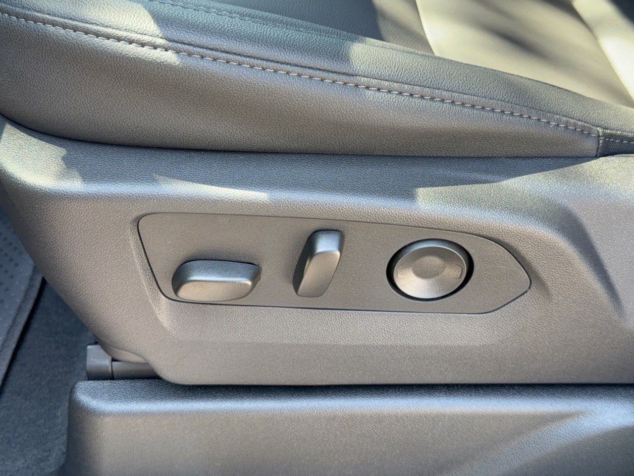2026 Chevrolet Tahoe LT - Photo 16