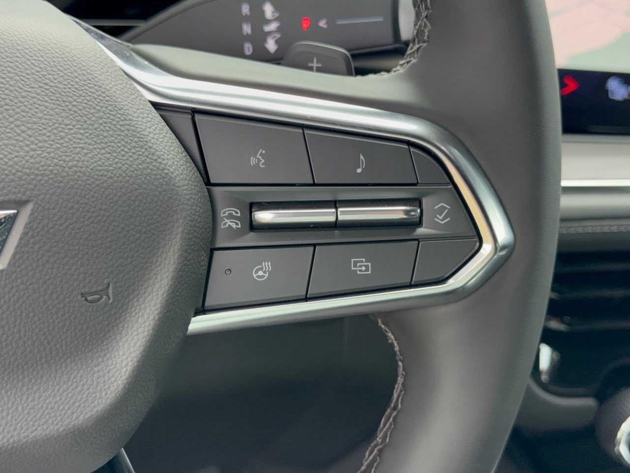 2027 Chevrolet Suburban LT - Photo 19