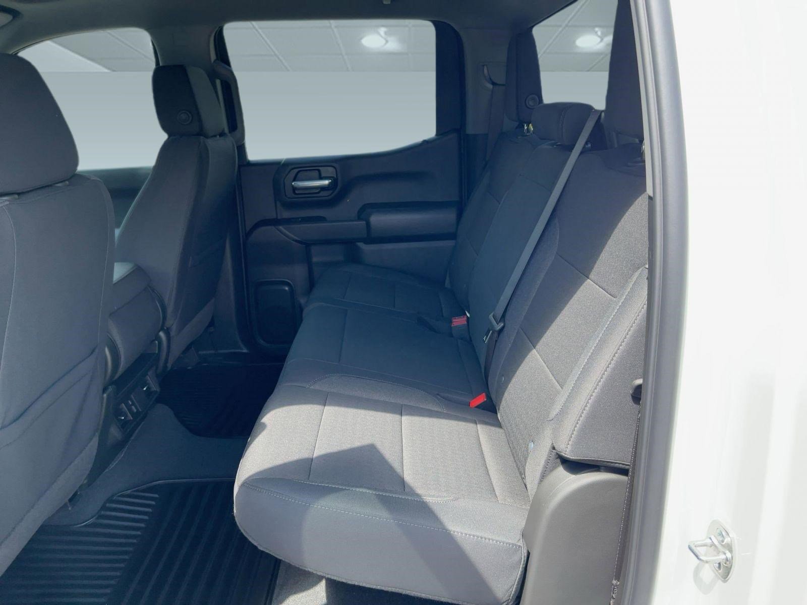 2026 Chevrolet Silverado 1500 Custom - Photo 13