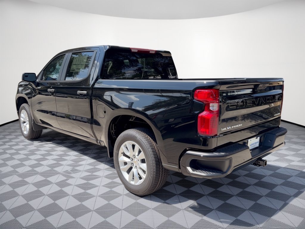 New 2026 Chevrolet Silverado 1500 Custom Truck