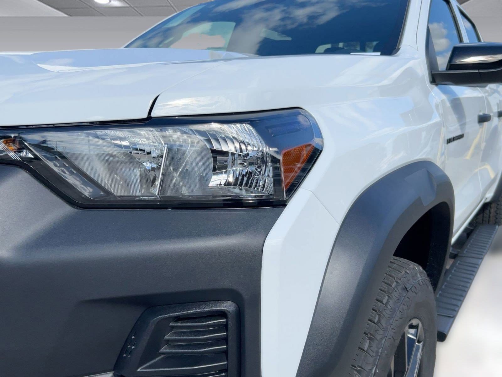 2026 Chevrolet Colorado Trail Boss - Photo 11
