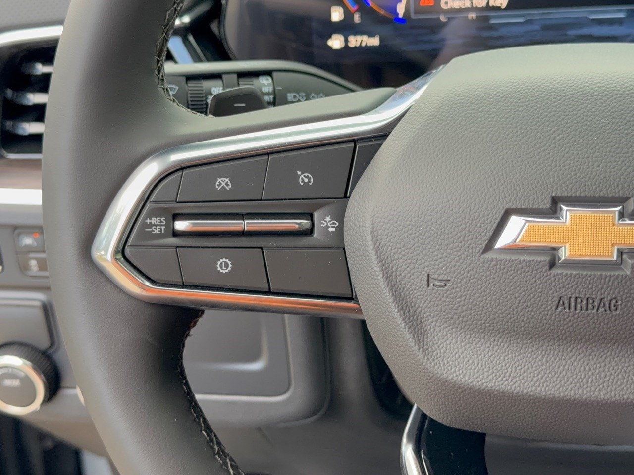 2026 Chevrolet Suburban Premier - Photo 18