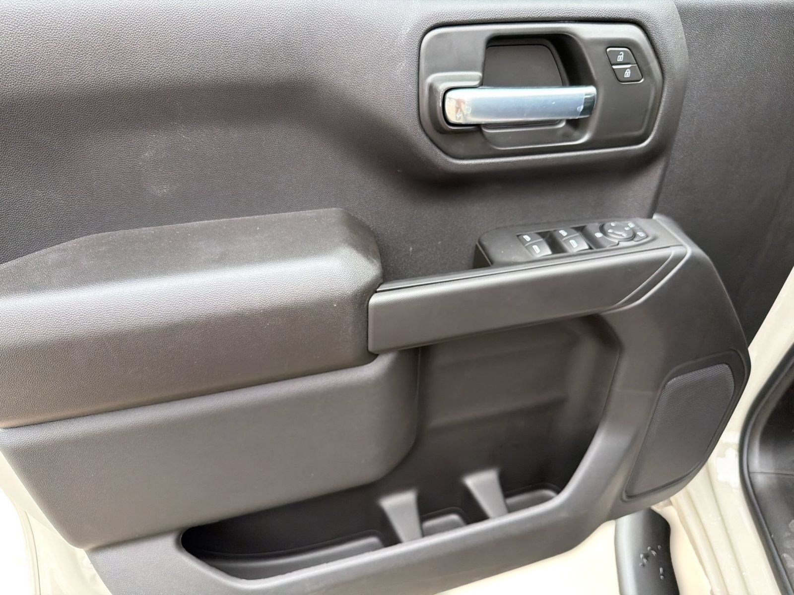 2026 Chevrolet Silverado 1500 Custom - Photo 12