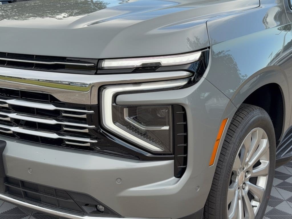 2026 Chevrolet Suburban Premier - Photo 12