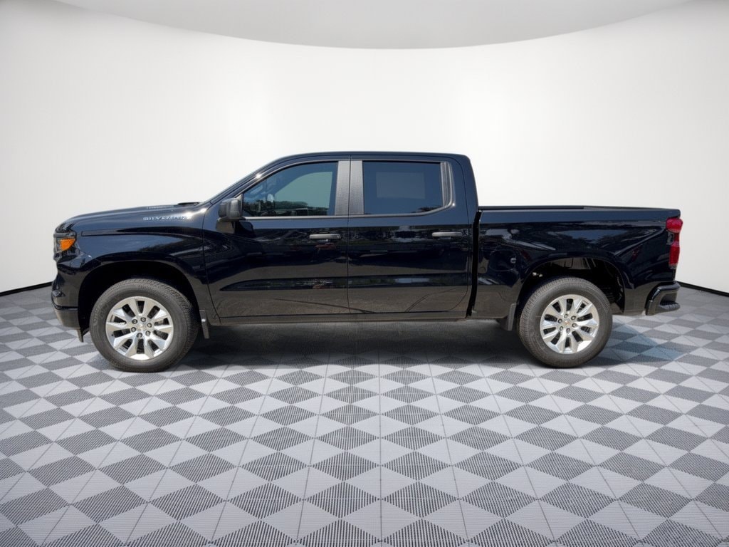 New 2026 Chevrolet Silverado 1500 Custom Truck
