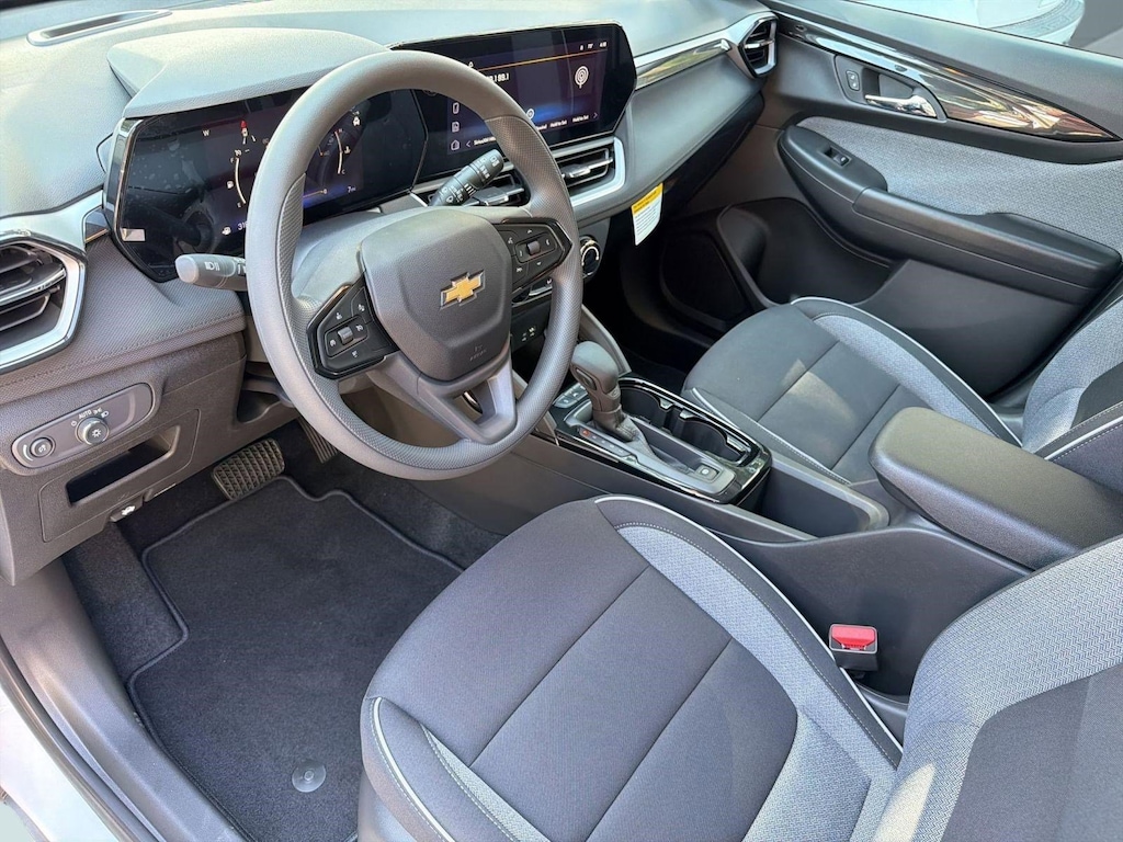 Used 2026 Chevrolet Trailblazer LS SUV
