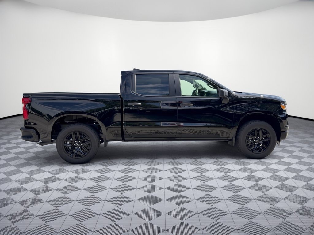 2026 Chevrolet Silverado 1500 Custom - Photo 8