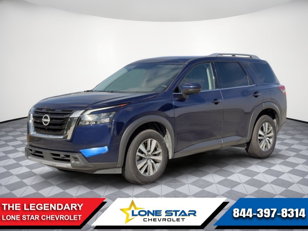 Used 2025 Nissan Pathfinder SL 4WD SUV