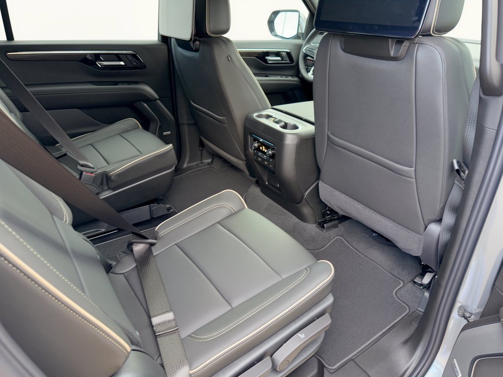 2026 Chevrolet Suburban Premier - Photo 29