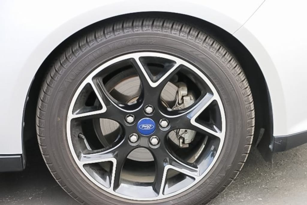 Used 2013 Ford Focus SE Hatchback