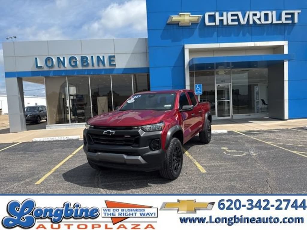 Used 2024 Chevrolet Colorado Trail Boss Truck Crew Cab