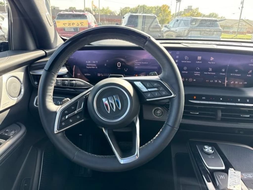 Used 2025 Buick Enclave Avenir SUV