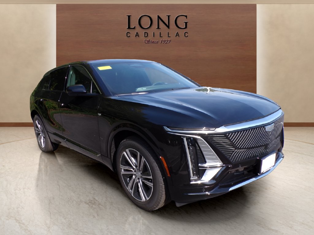 New 2027 CADILLAC LYRIQ Luxury SUV