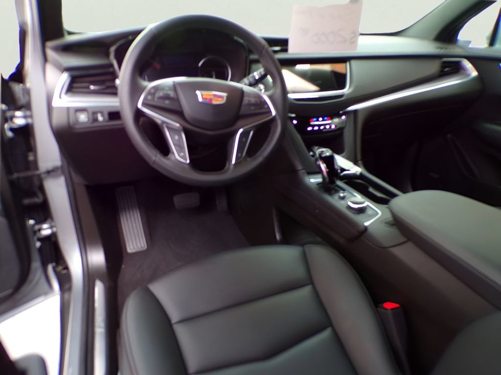 2026 Cadillac XT5 Luxury - Photo 8