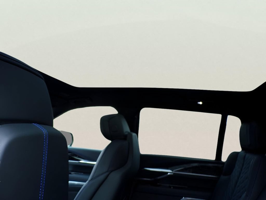 2026 Cadillac Escalade IQ Sport - Photo 8