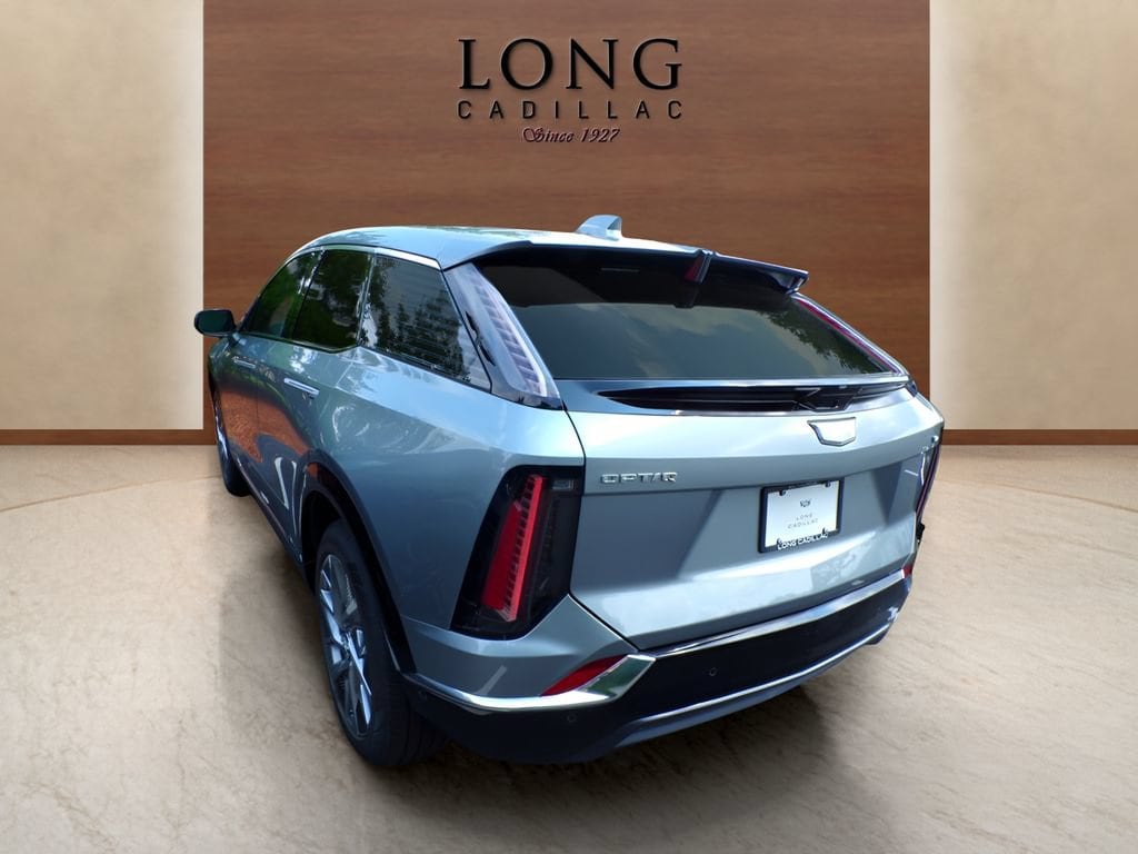 New 2027 CADILLAC OPTIQ Luxury SUV