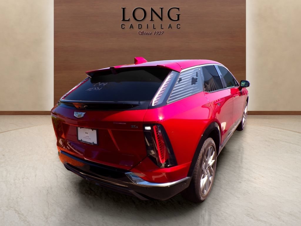 New 2027 CADILLAC OPTIQ Luxury SUV