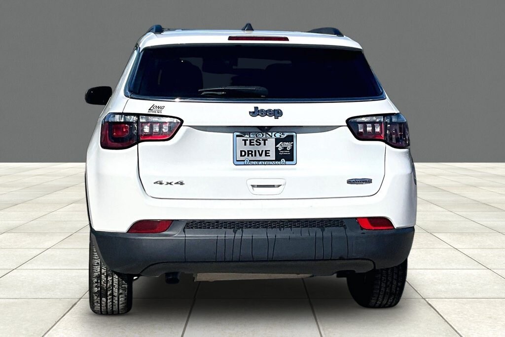 Used 2024 Jeep Compass Latitude