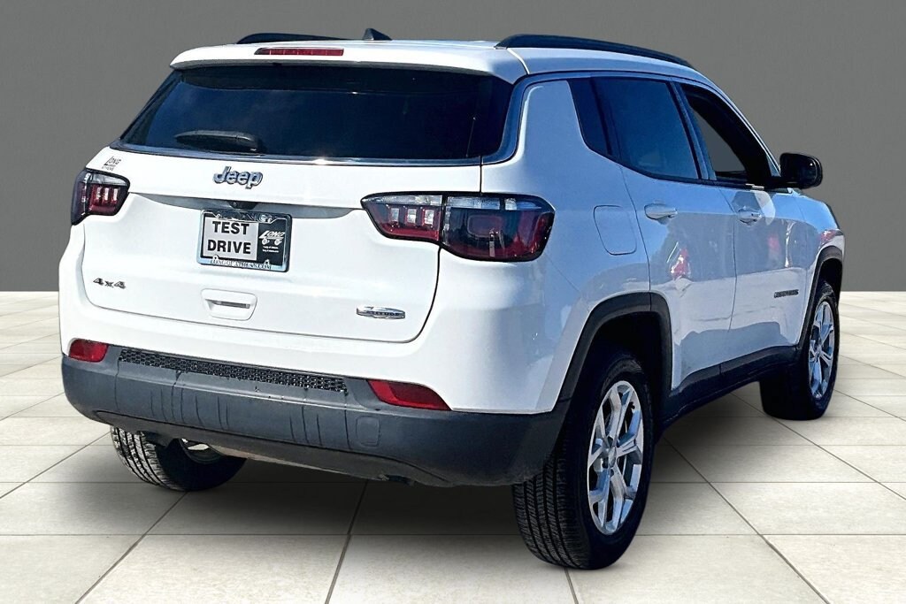 Used 2024 Jeep Compass Latitude