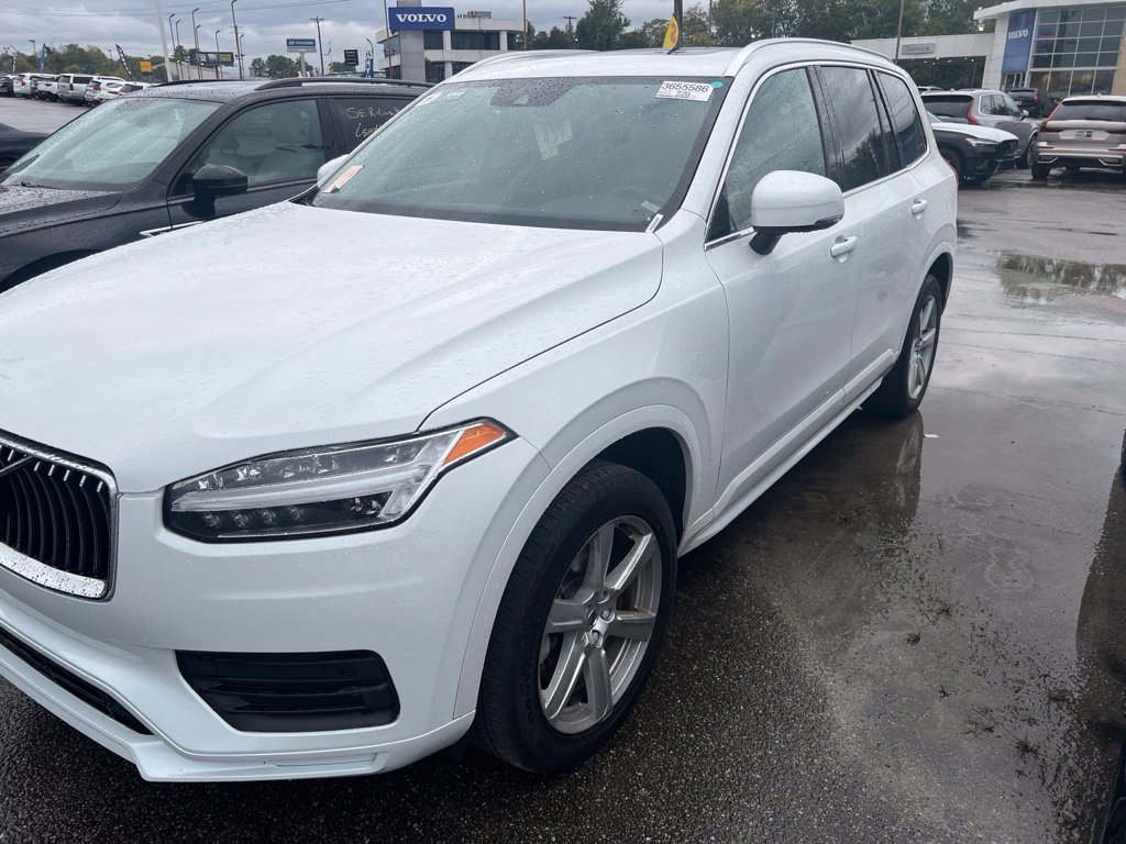 Used 2022 Volvo XC90 T5 Momentum SUV