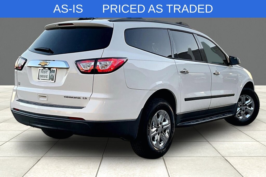 Used 2015 Chevrolet Traverse LS SUV