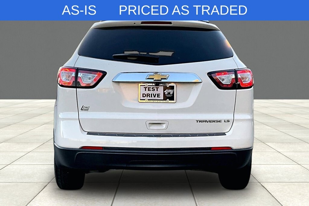 Used 2015 Chevrolet Traverse LS SUV