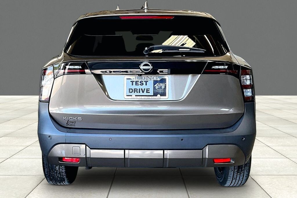 Used 2025 Nissan Kicks SV SUV