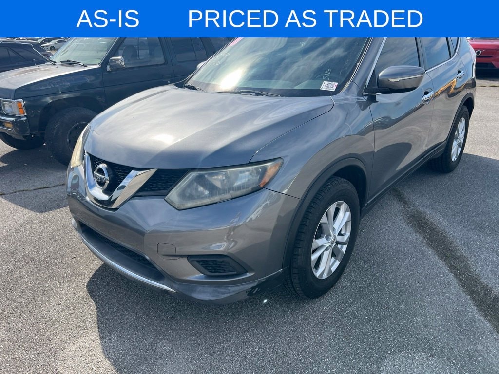 Used 2015 Nissan Rogue SV SUV