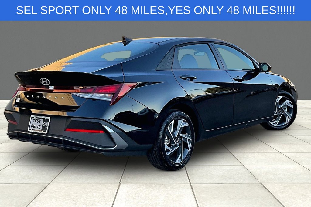 Certified 2025 Hyundai Elantra SEL Sport Sedan