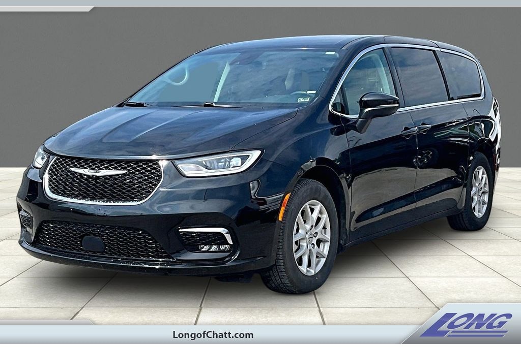 Used 2023 Chrysler Pacifica Touring L Minivan/Van