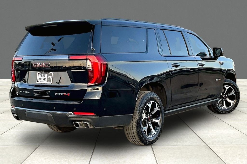 Used 2025 GMC Yukon XL AT4 SUV