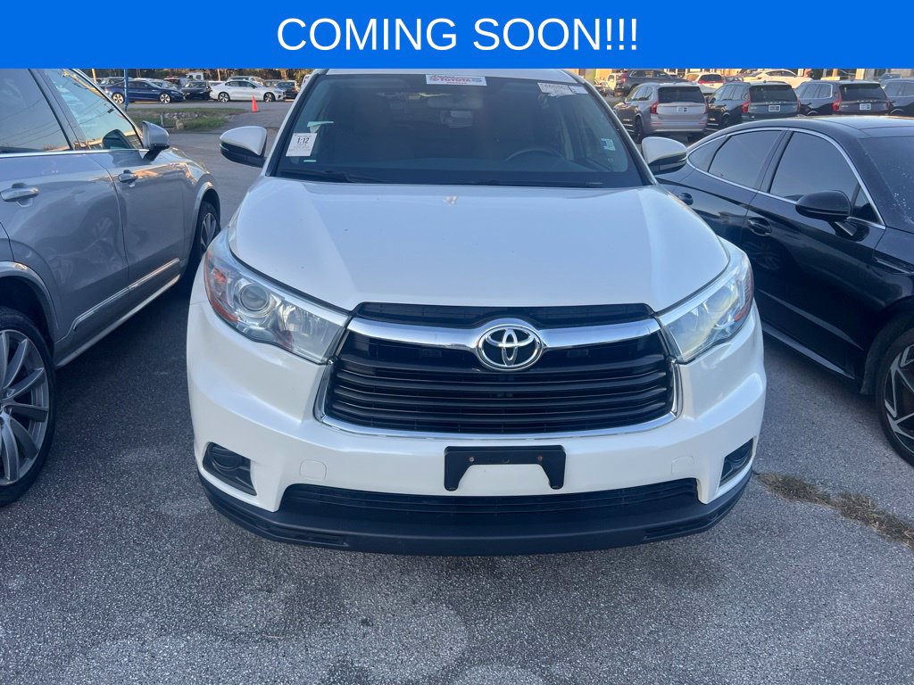 Used 2015 Toyota Highlander LE V6 SUV